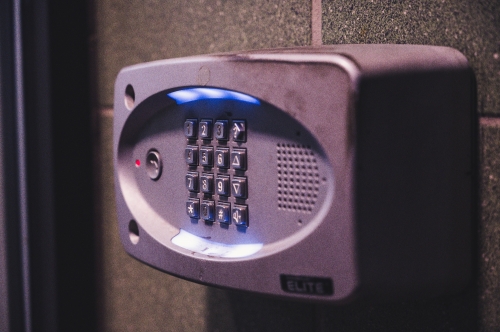 Quand faire appel à un installateur d'alarme professionnel ?